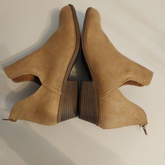 Falls Creek Booties Sz 9 Tan Cut Out Zippered Back Faux Suede Western Cowgirl - Picture 7 of 12